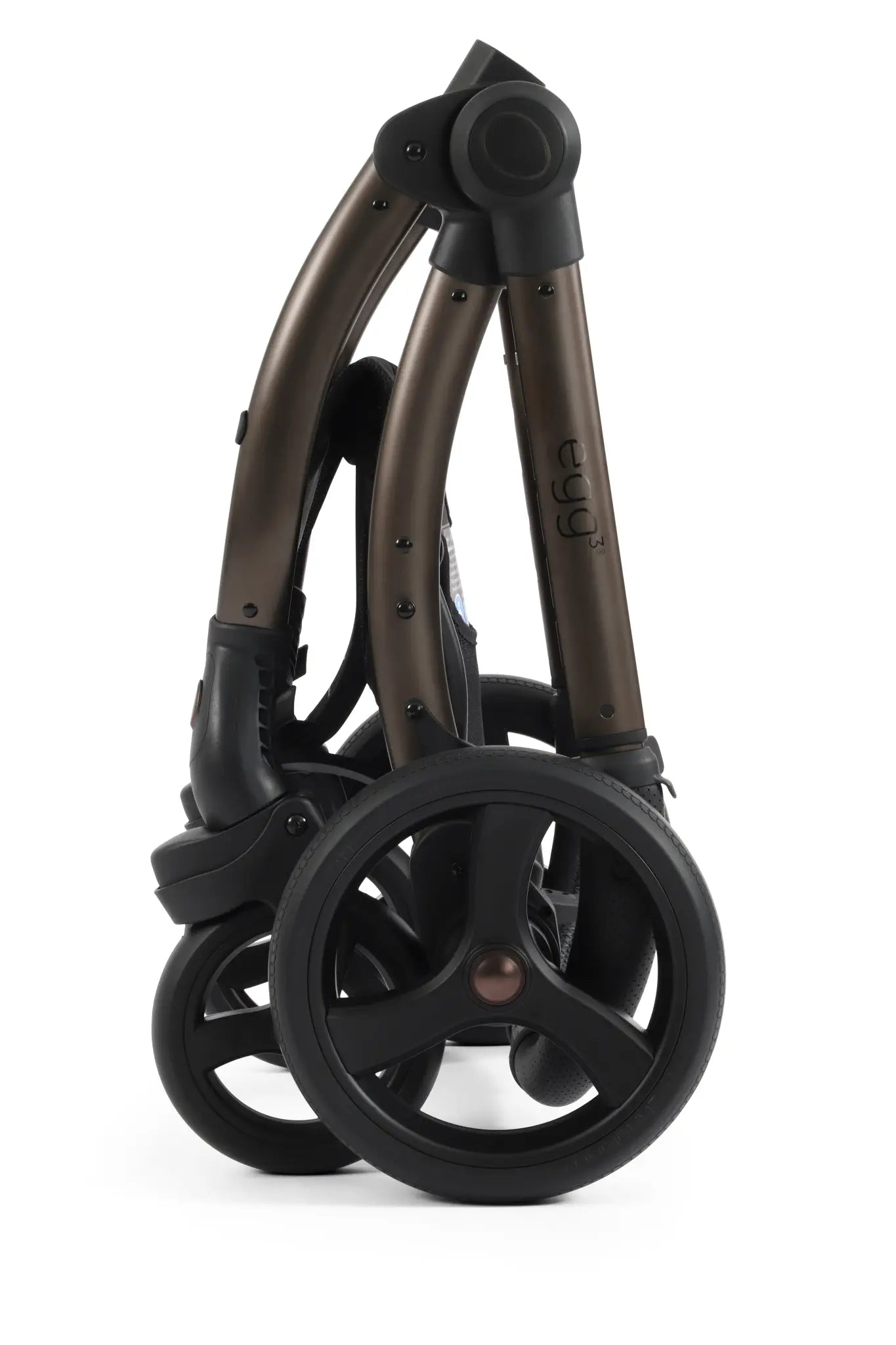 Egg 3 Travel System in CHOCOLATE VELVET