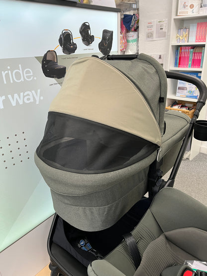 Joie Finiti Travel System Bundle