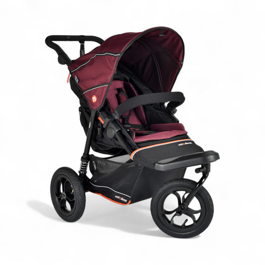Out n About Nipper V6 Single Brambleberry Red