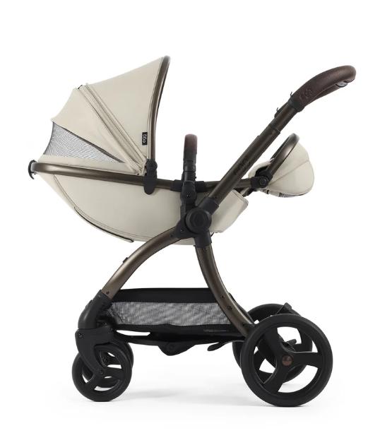 Egg 3 Travel System in CASHMERE