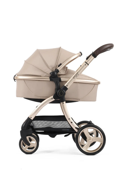 Egg 3 Travel System Feather - Luxury British Designer Pram with Premium Fabrics
