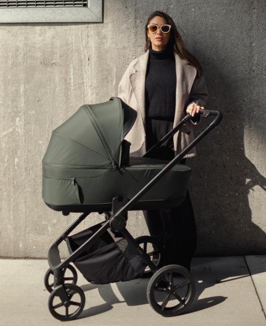 Venicci Claro Rotate and Recline Travel System bundle