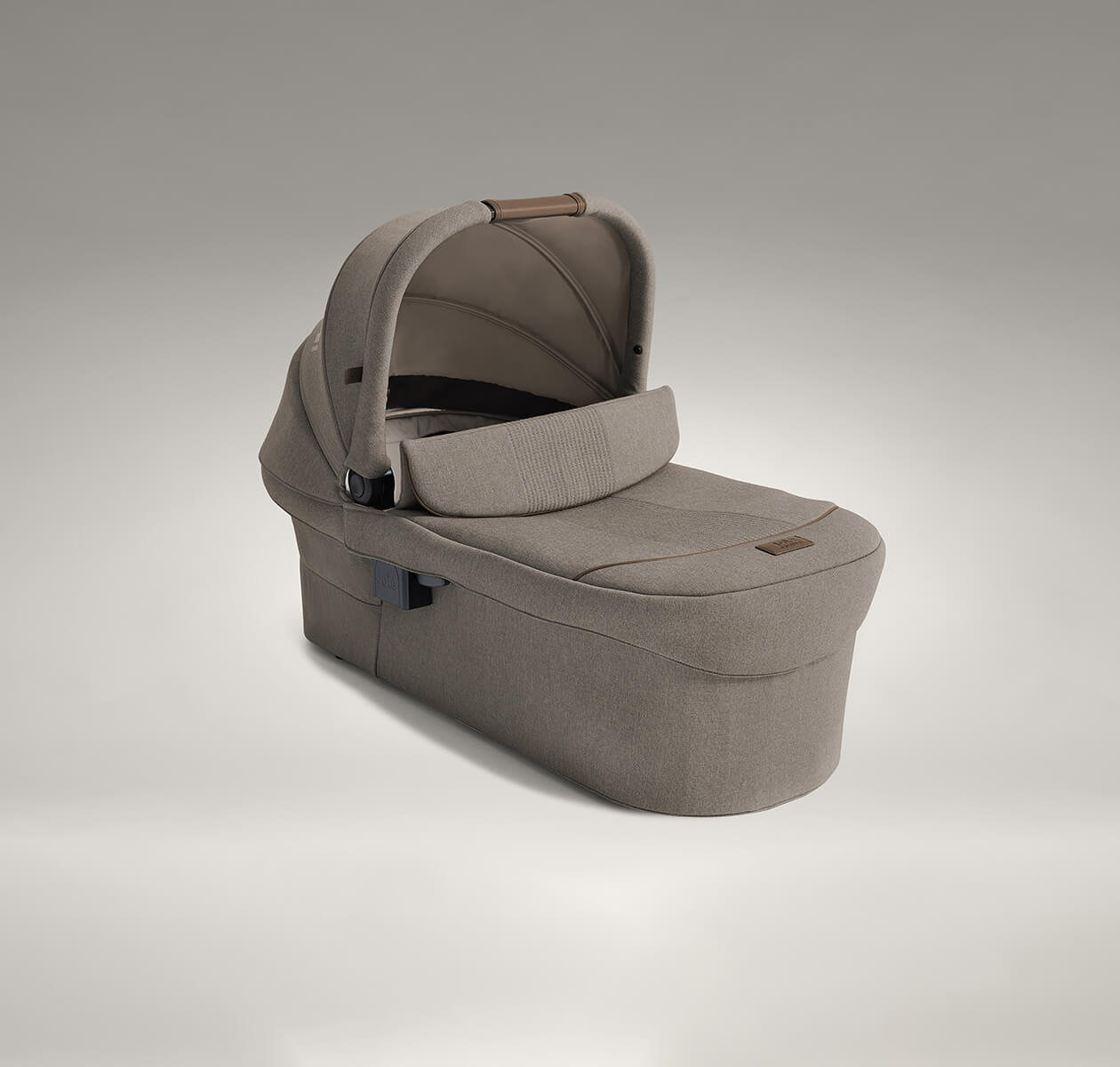 Joie Finiti Travel System Bundle in MAPLE